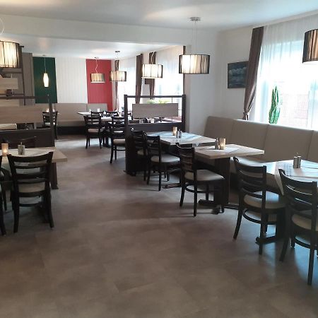 Weinhaus Hotel Norddeich  Esterno foto