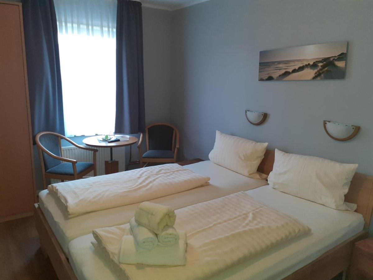 Weinhaus Hotel Norddeich  Esterno foto